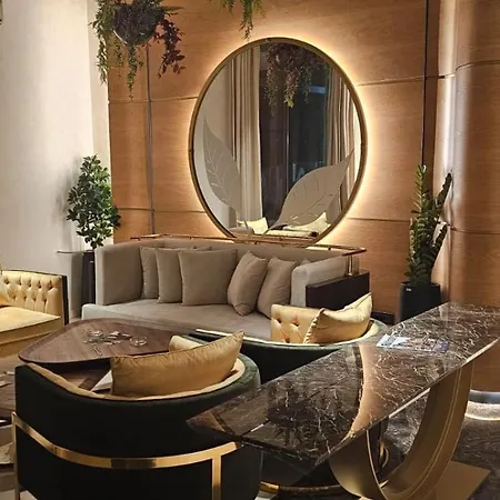 Royal Gardens Elegance *