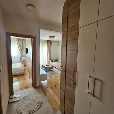Royal Gardens Elegance Apartament