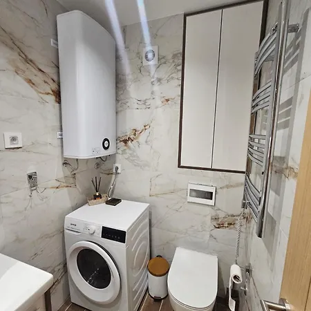 Royal Gardens Elegance *